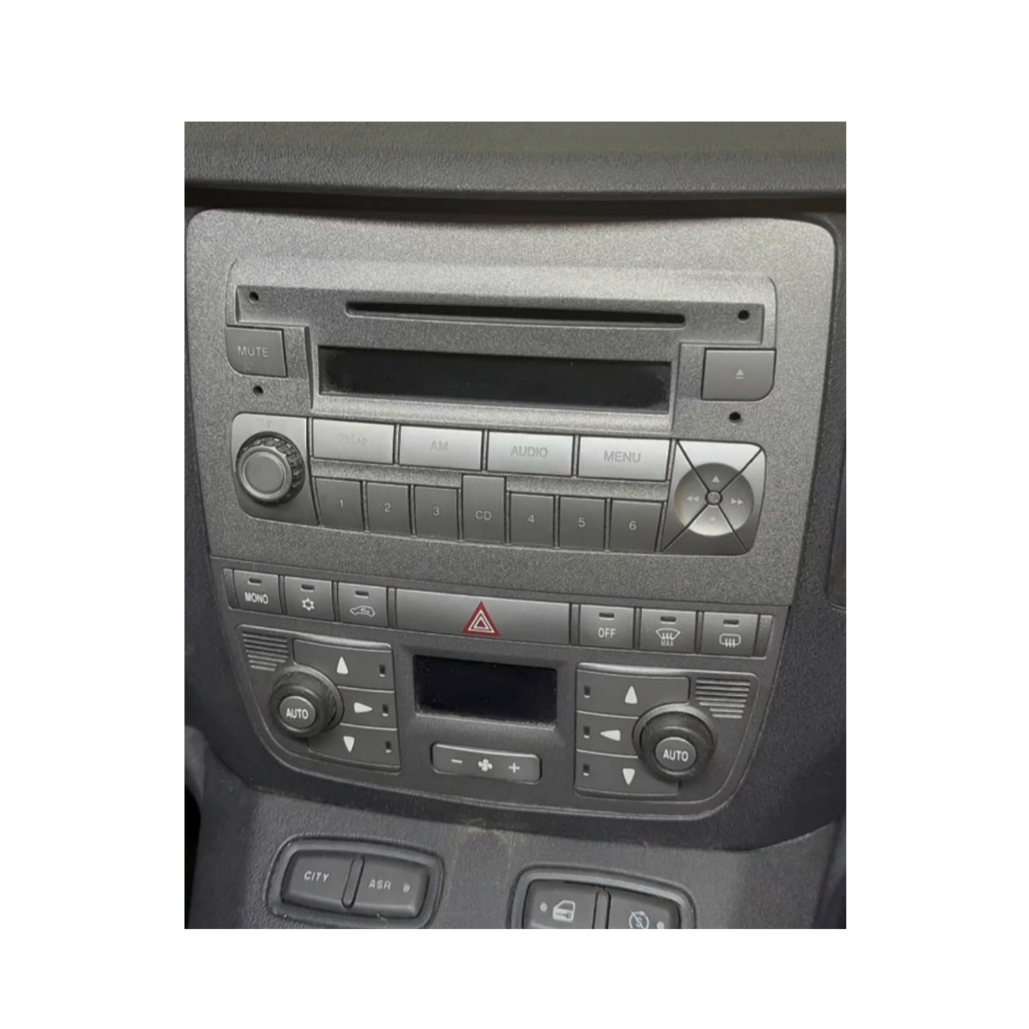Autoradio per Fiat Idea | Lancia Musa 7" | Dal 2003> | Bluetooth | Radio | Motorizzato | USB | Mirror Link