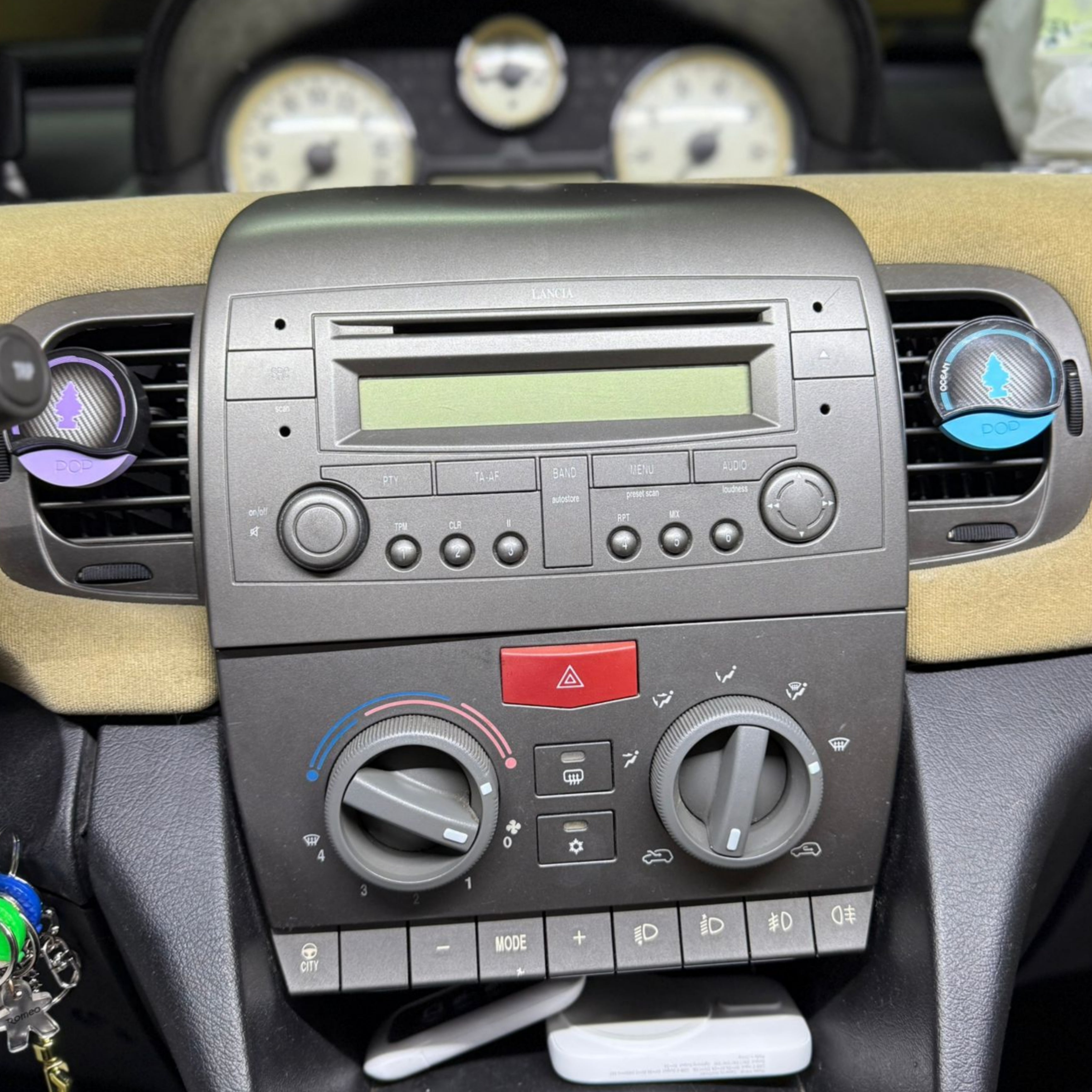 (PRENOTA) Autoradio per Lancia Y 7" (Dal 2003) Android, Bluetooth, CarPlay, Android Auto, 2GB/4GB/6GB/8GB Ram