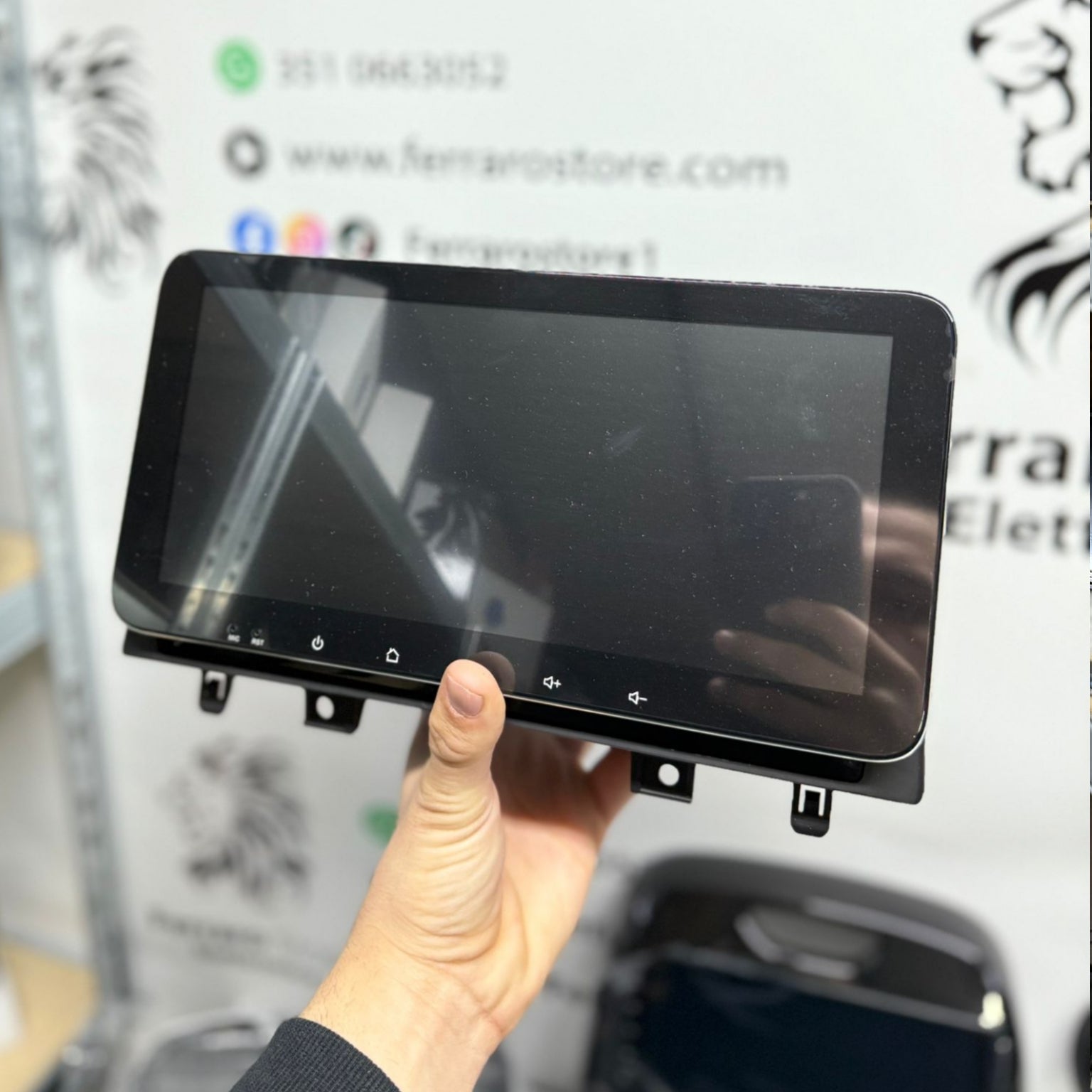 Autoradio per DR4 10.35" (2017-2021) Android, Bluetooth, CarPlay, Android Auto, 4/64GB RAM