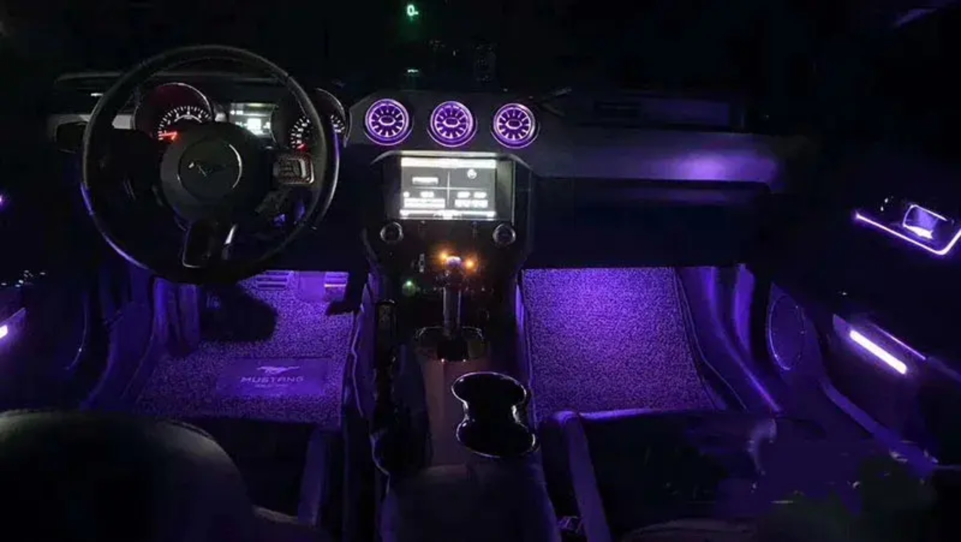 (PRENOTA) Ambient Light per Ford Mustang (2015-2023), 256 Colori, APP