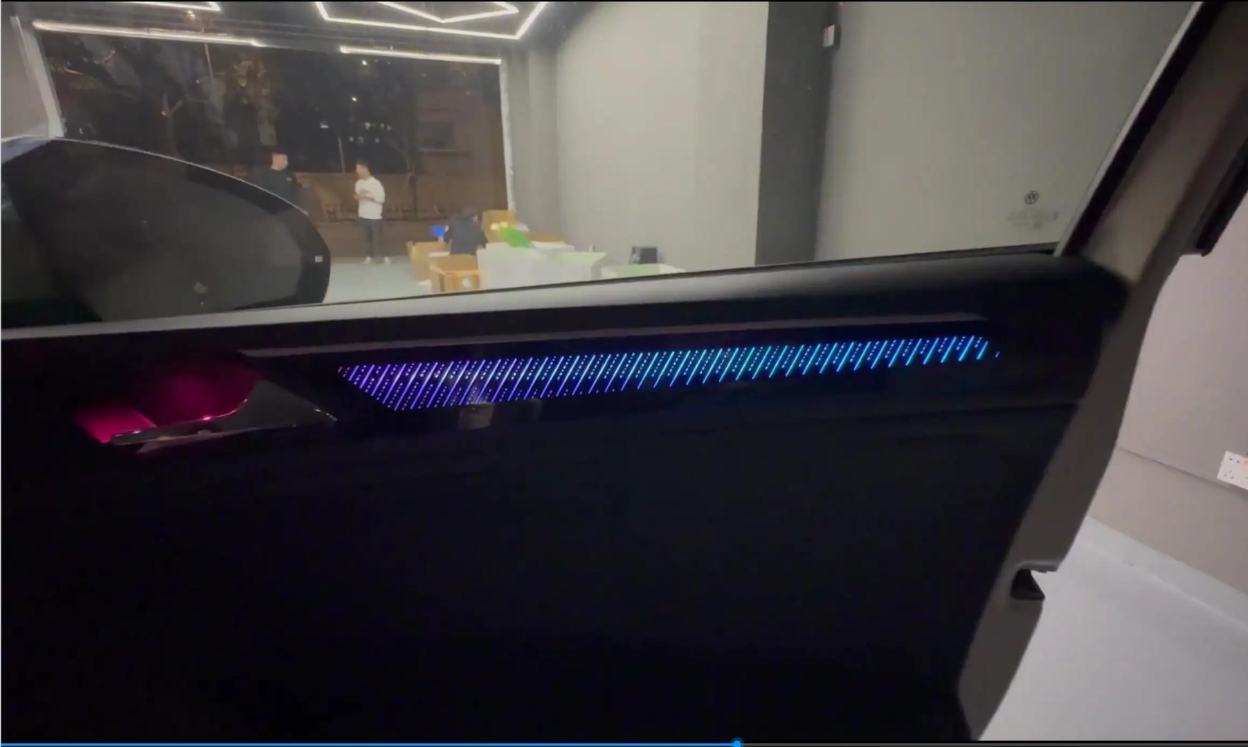 (PRENOTA) Ambient Light per Volkswagen Tiguan Allspace (2017-2021), 256 Colori, APP