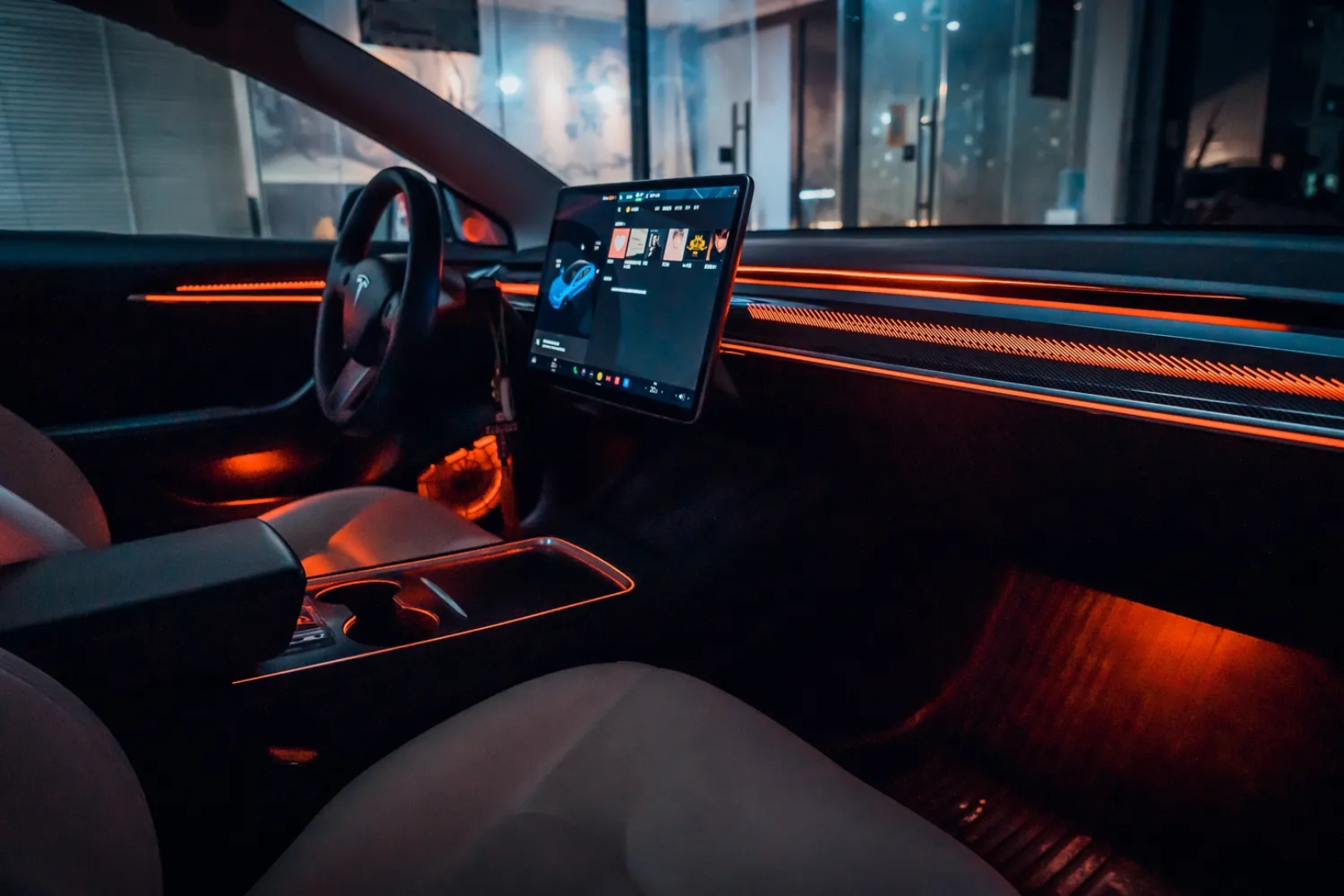 (PRENOTA) Ambient Light per Tesla Model 3/Y (2021-2023), 256 Colori, APP