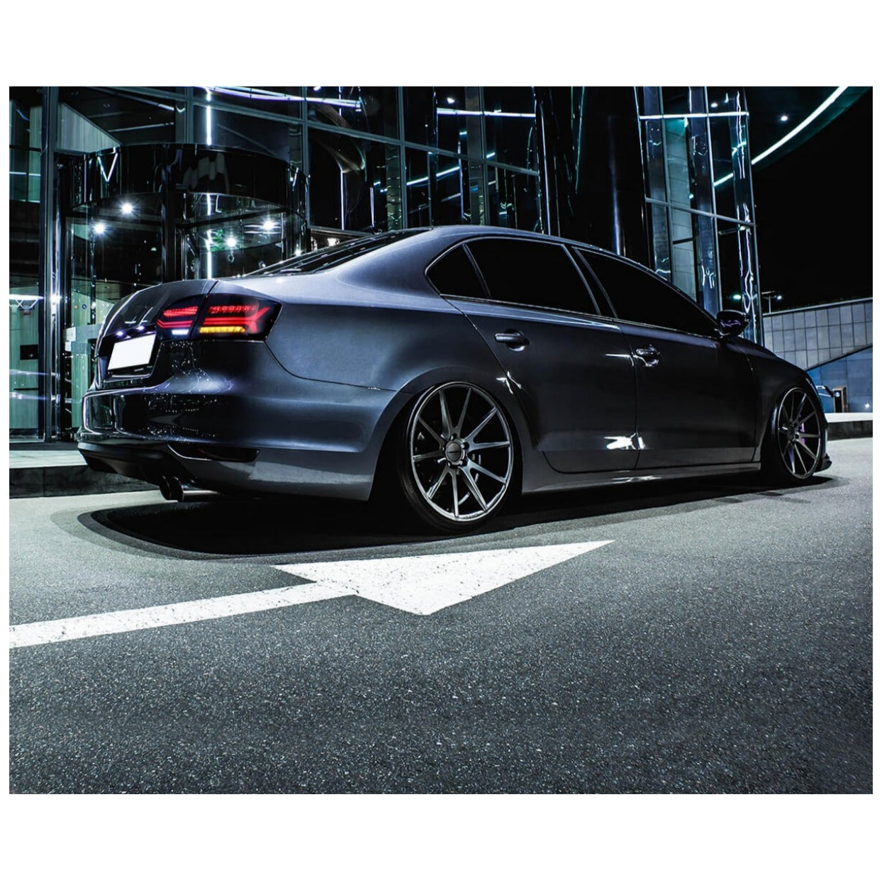 (PRENOTA) Fanali Posteriore Completo per Volkswagen Jetta MK6 (2011-2018) a LED