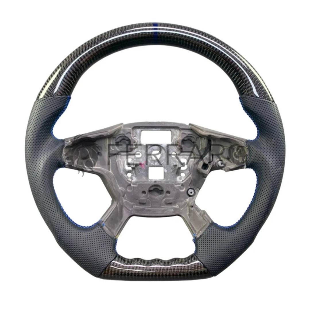 (PRENOTA) Volante Sportivo per Ford Kuga, Carbonio, Customizzato in Pelle