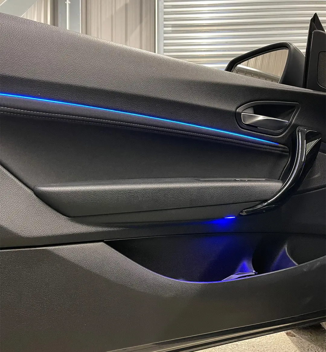 (PRENOTA) Ambient Light per BMW Serie 2, F22, F23, M240i (2013-2019), 256 Colori, APP