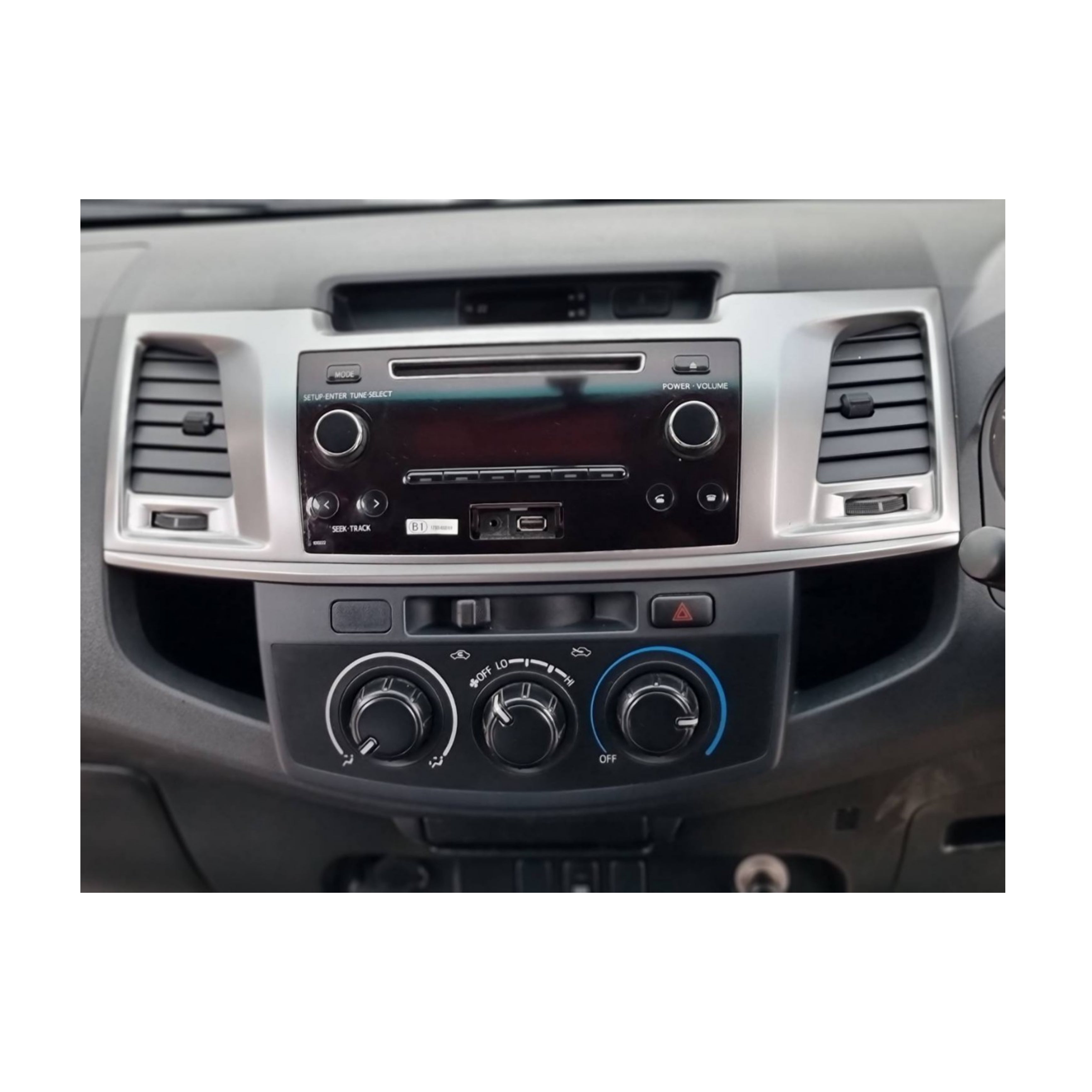 Autoradio per Toyota Fortuner 9" 2K | 2004-2015 | Android | Bluetooth | CarPlay | Android Auto | 12/256GB Ram