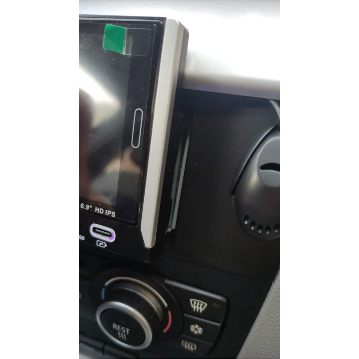 Autoradio per BMW Serie 1 6.9", E87/E81/E82/E88 (2004-2011) Android, Bluetooth, CarPlay, Android Auto, 2/32GB Ram