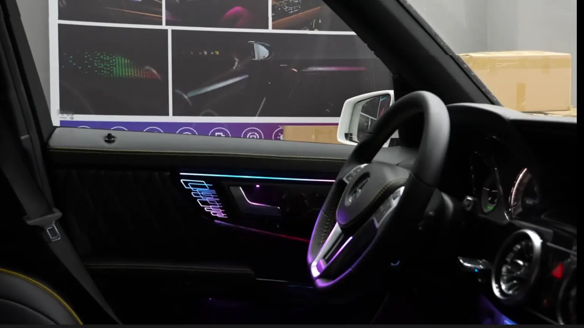(PRENOTA) Ambient Light per Mercedes GLK x204 (2008-2015), 256 Colori, APP