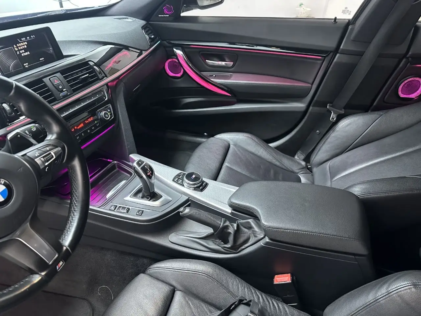 (PRENOTA) Ambient Light per BMW M4 F82, Coupé (2014-2020), 256 Colori, APP
