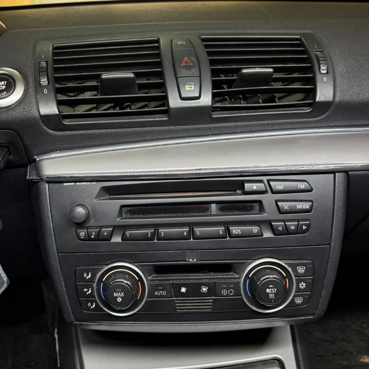 Autoradio per BMW Serie 1 6.9", E87/E81/E82/E88 (2004-2011) Android, Bluetooth, CarPlay, Android Auto, 2/32GB Ram