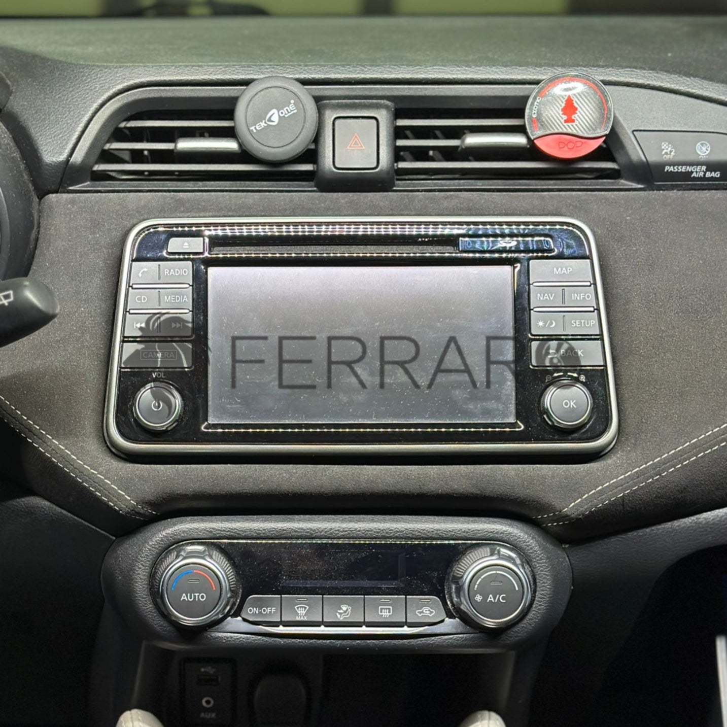Autoradio per Nissan Micra 9" (2017-2023) Android, Bluetooth, CarPlay,  Android Auto, 2GB/4GB/6GB/8GB Ram