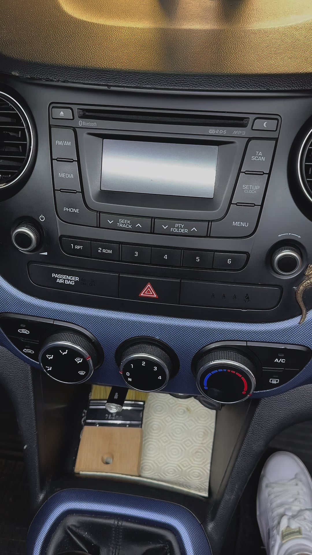 Autoradio per Hyundai Grand i10 9" (2013-2019) Android, Bluetooth, CarPlay, Android Auto, 2GB/4GB/6GB/8GB Ram