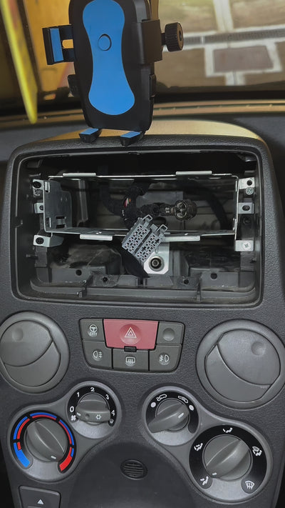 Car Radio for FIAT Panda 2nd Series - 2Din 7"Inch, Bluetooth, Radio, Touch, USB, SD, Mirror Link Android and IOS