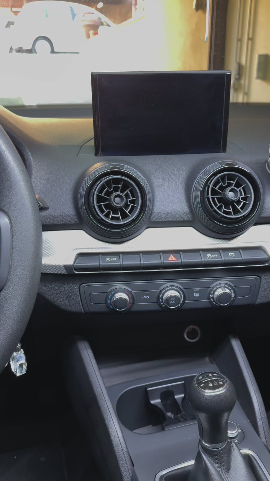 (PRENOTA)  Autoradio per Audi Q2 TFSI, 10.25" (Dal 2019>) Android, Bluetooth, CarPlay, Android Auto, 4/64GB Ram
