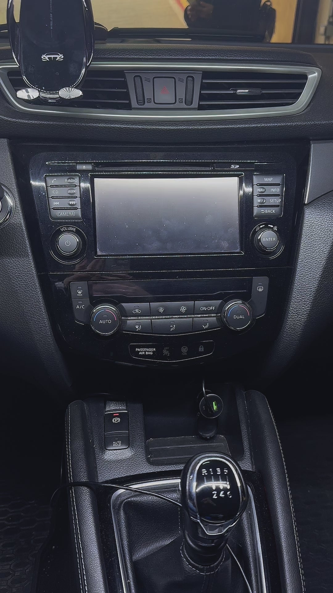Autoradio per Nissan Qashqai J11, x-Trail 3 T32 10.1" (2013-2019) Android, Bluetooth, CarPlay, Android Auto, 2GB/4GB/8GB Ram