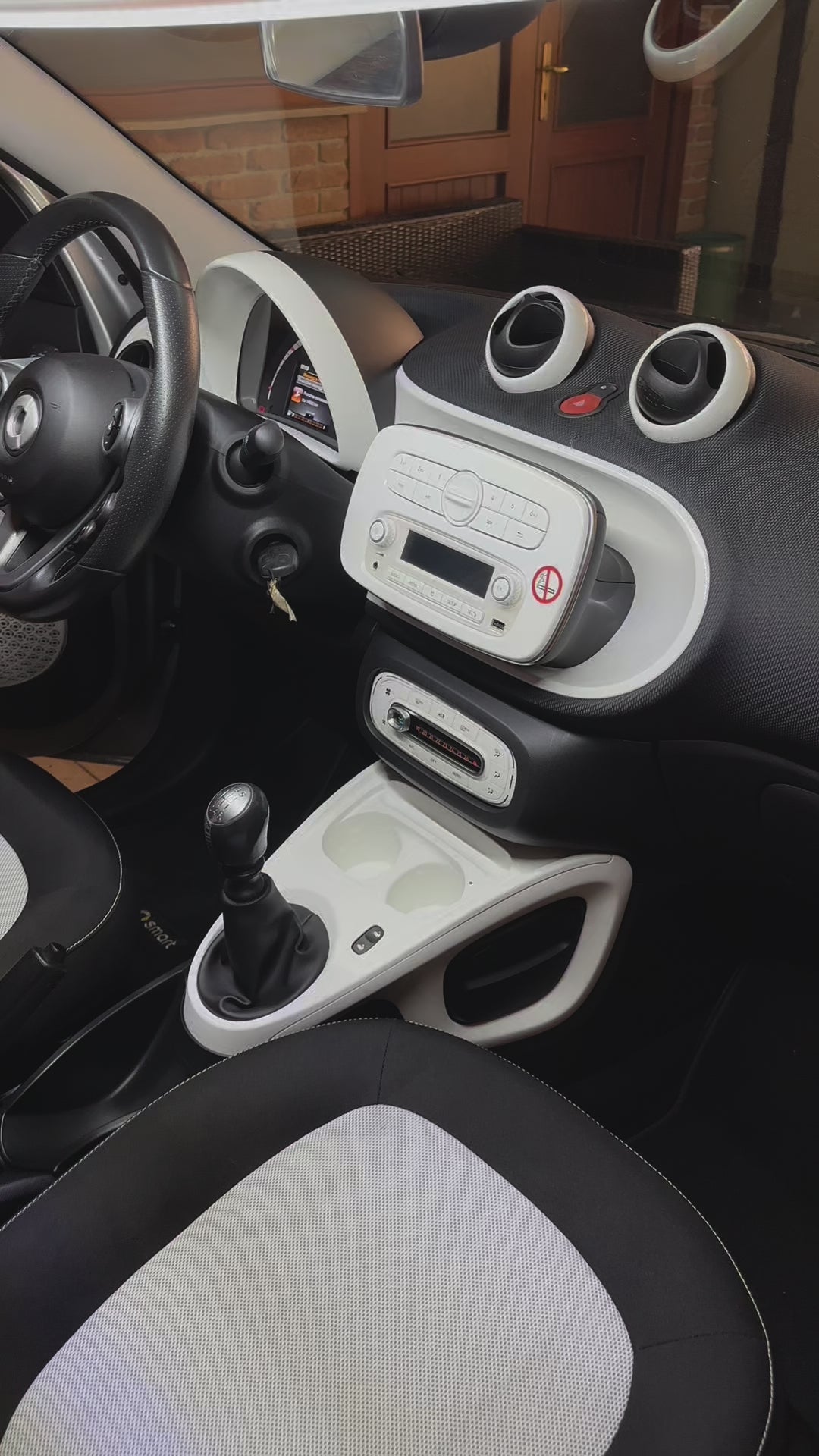 Autoradio per Smart 453 (2014-2020) Android, Bluetooth, CarPlay, Android Auto, 2GB/4GB/6GB/8GB Ram