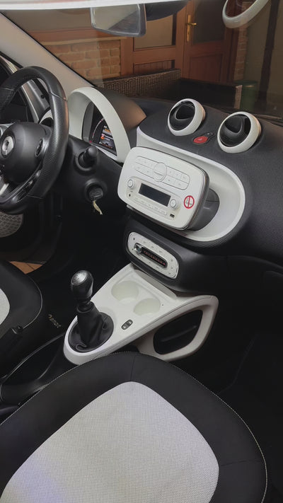 Autoradio per Smart 453 (2014-2020) Android, Bluetooth, CarPlay, Android Auto, 2GB/4GB/6GB/8GB Ram