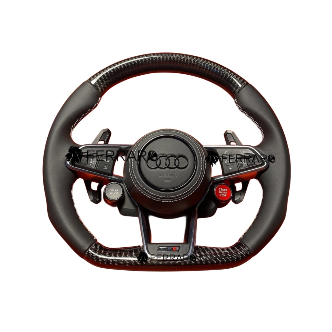 (PRENOTA) Volante per Audi, Carbonio Diagonale, Punzonatura, Palette, Pulsanti, Perforato, Linea Nera, RS