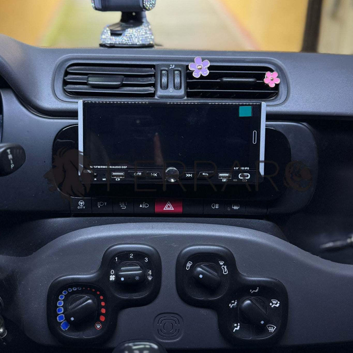 Autoradio per Fiat Panda 3a Serie 6.9" (Dal 2013+) Android, Bluetooth, CarPlay, Android Auto, 2/32GB Ram