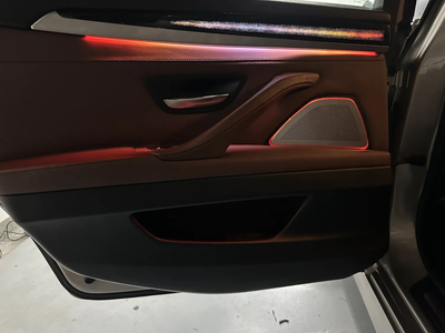 (PRENOTA) Ambient Light per BMW Serie 5 F10, F11 (2011-2017), 256 Colori, APP