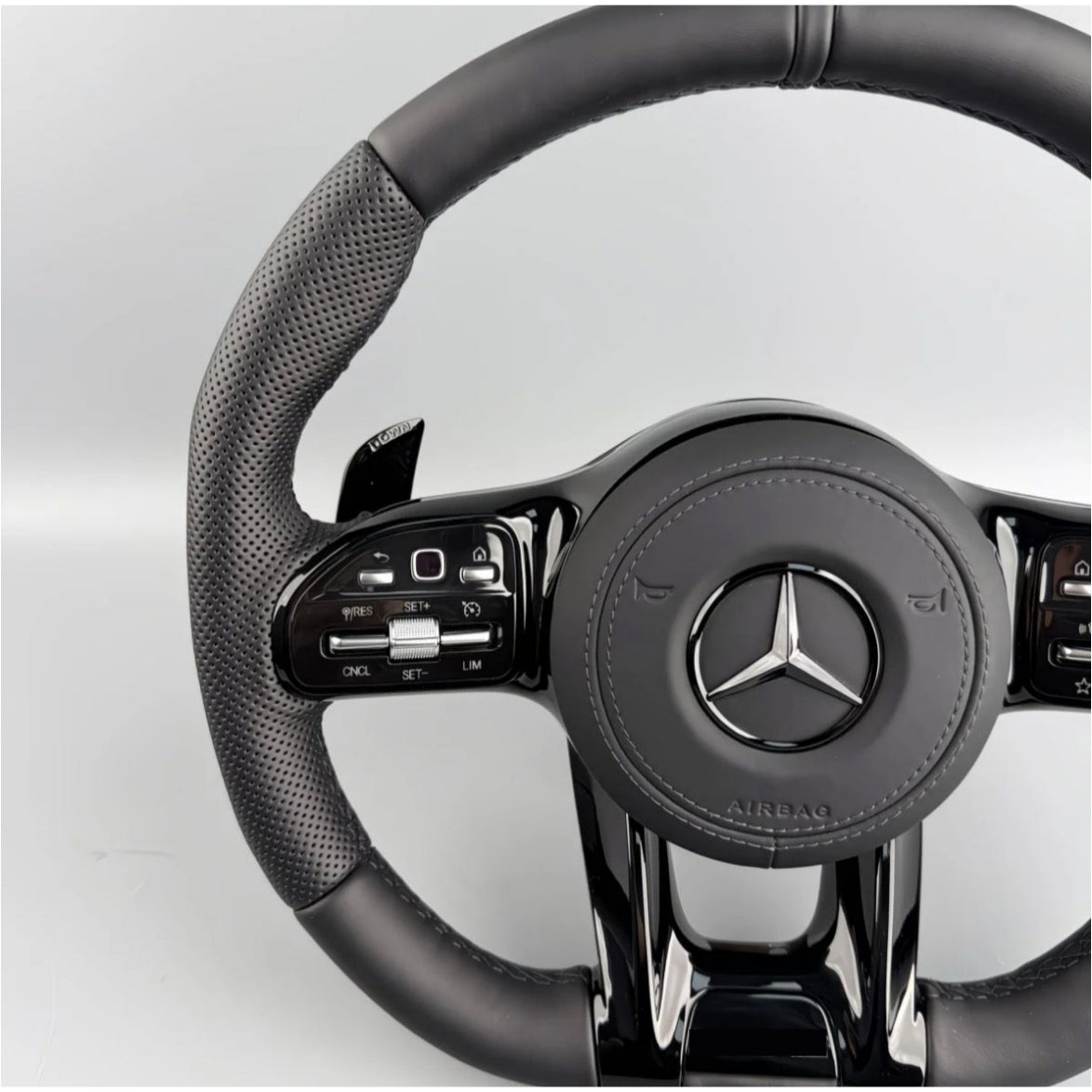(PRENOTA)Volante per Mercedes, Pelle Nera, Filo Nero, AMG