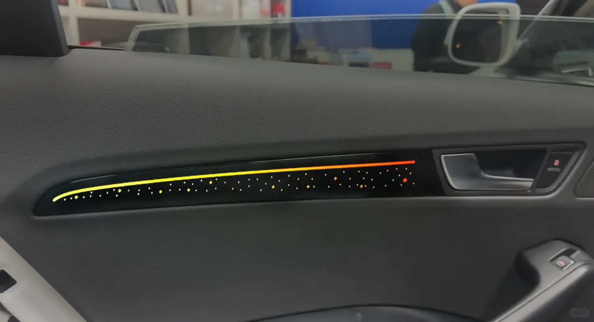 (PRENOTA) Ambient Light per Audi A4 B8, A5, Q8 (2007-2015), 256Colori, APP