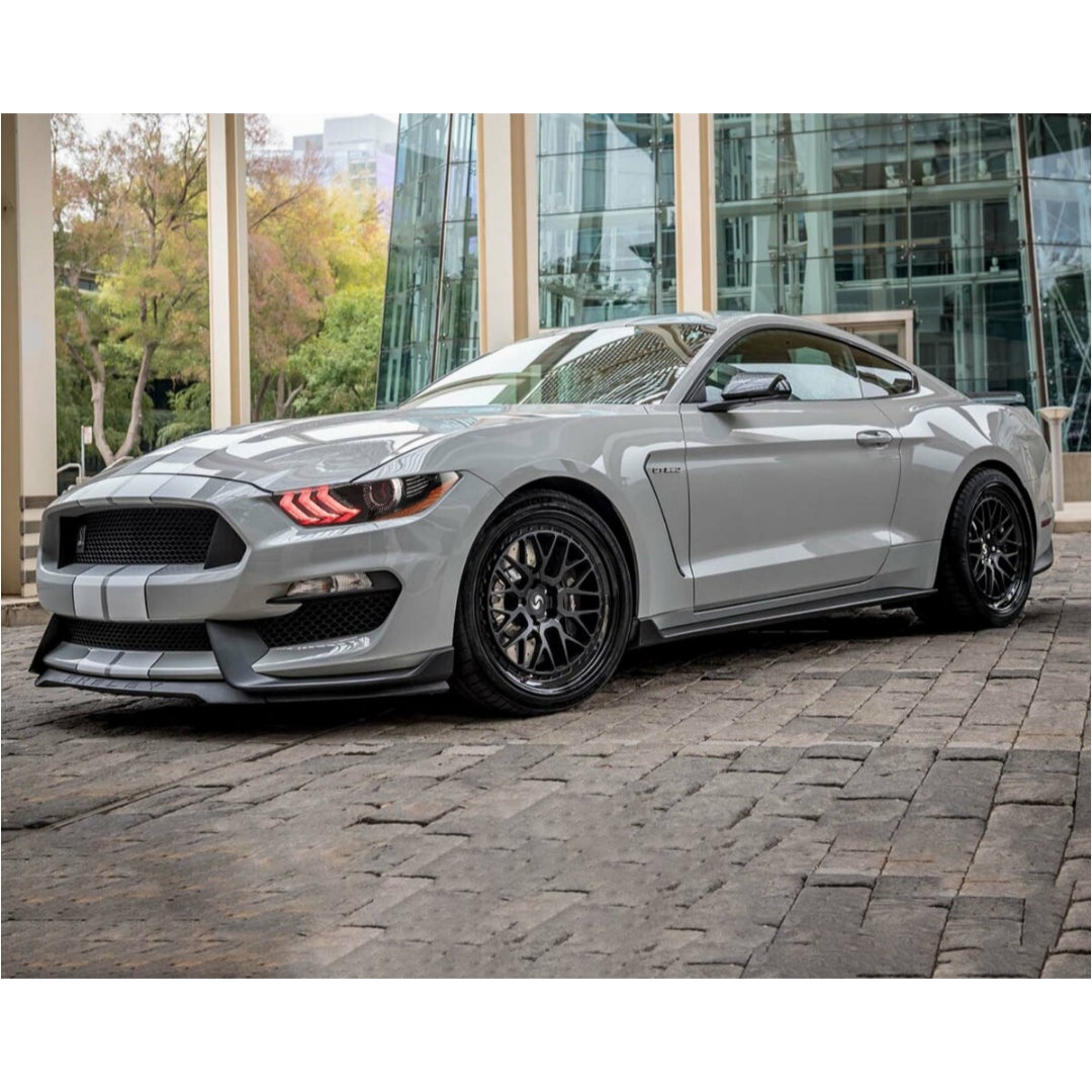 (PRENOTA) Fanali Anteriore Completo per Ford Mustang 6ª Serie (2018-2024) a LED, RGB