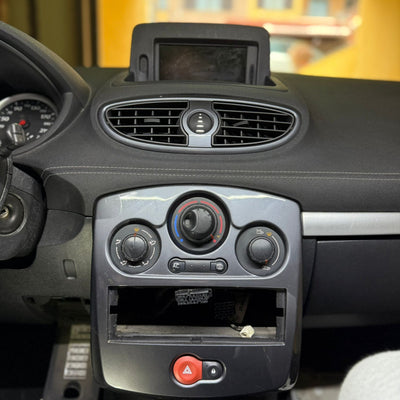 (PRENOTA) Kit Montaggio Autoradio 9"Pollici Renault Clio 3 (2005-2014) Mascherina, Cablaggio Autoradio Android