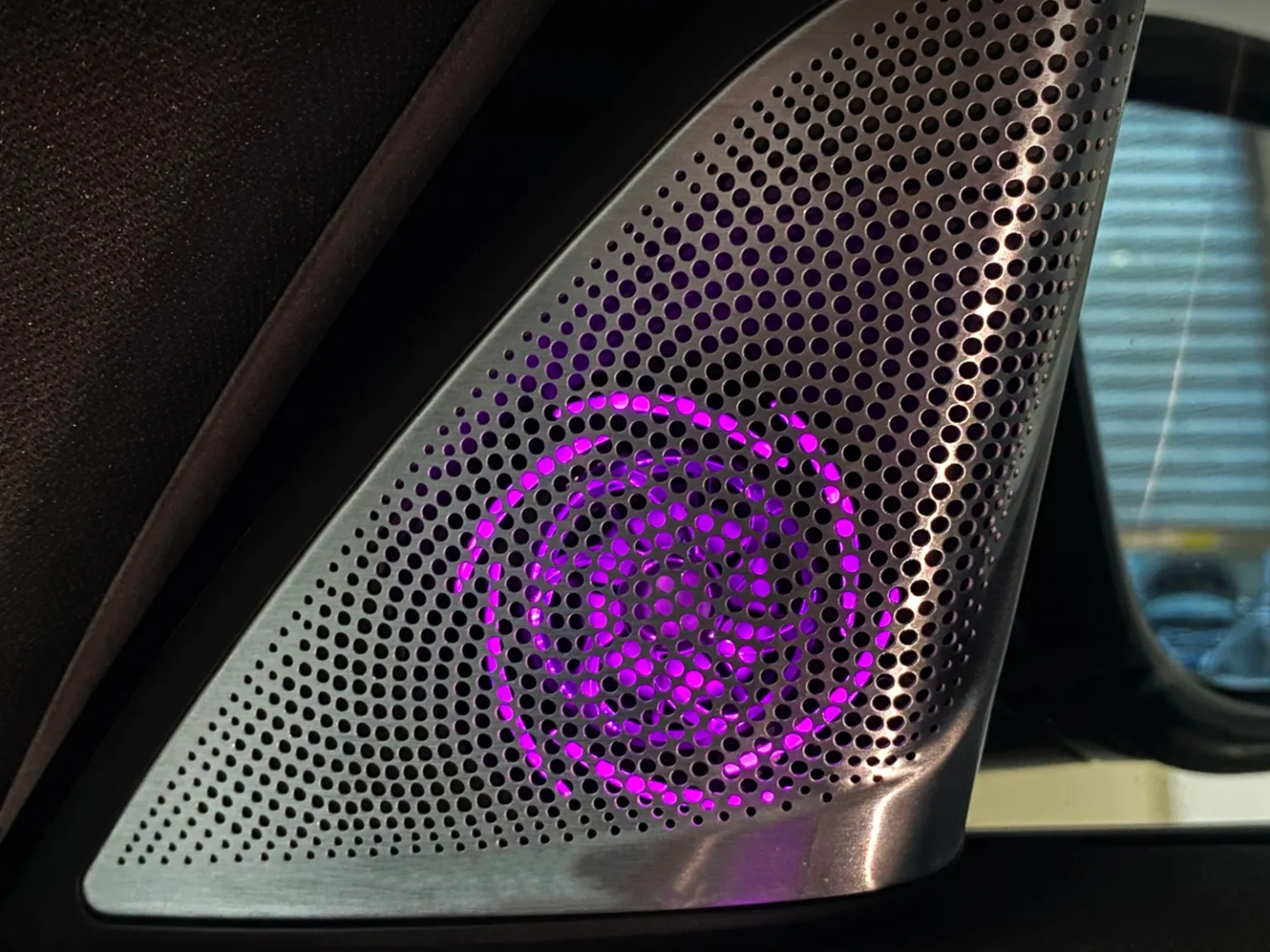 (PRENOTA) Ambient Light Tweeter per BMW Serie 5 G30 (2017-2023), 256 Colori, APP