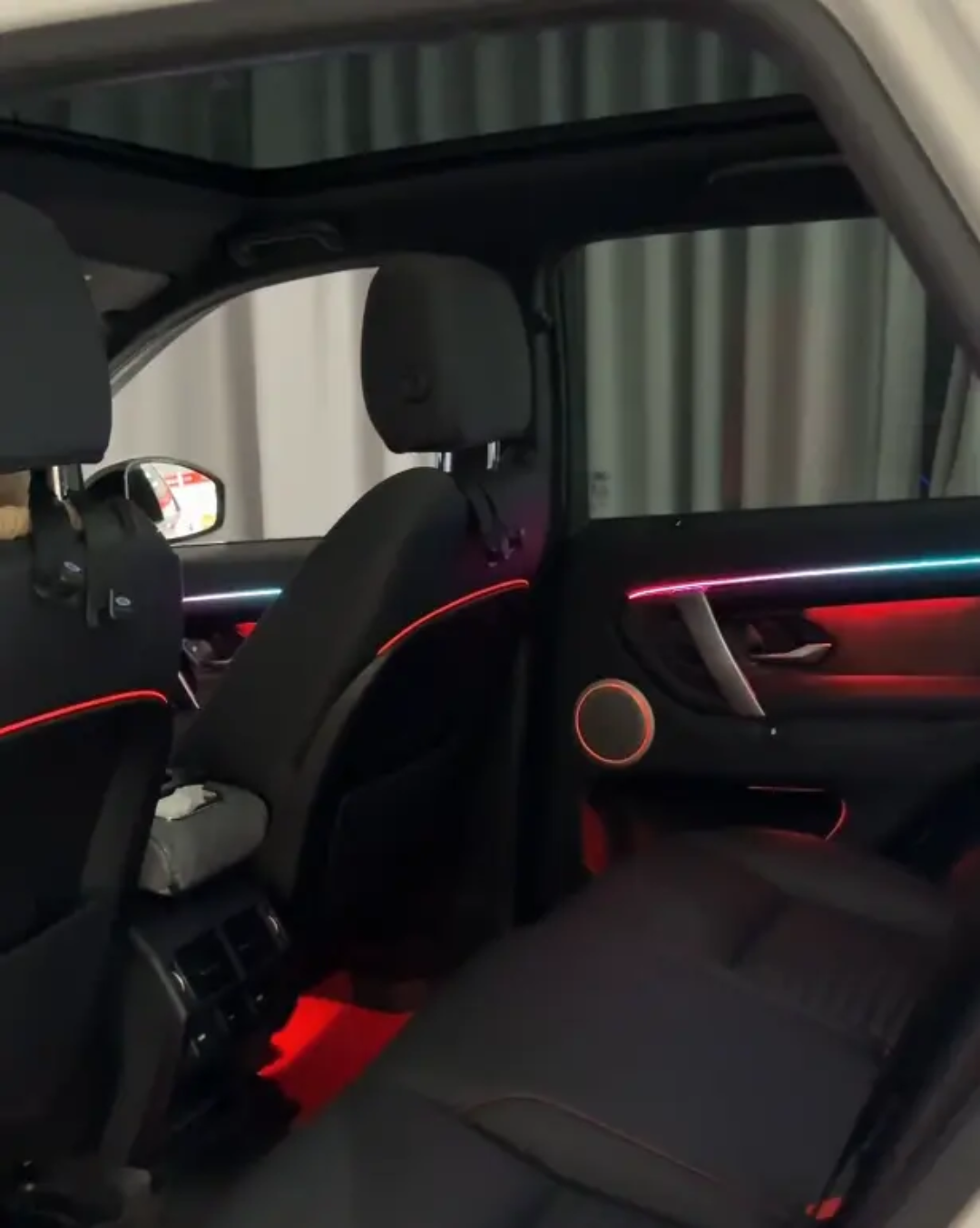 (PRENOTA) Ambient Light per Land Rover Discovery Sport (2020-2025), 256 Colori, APP