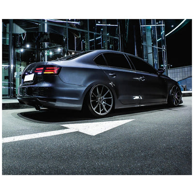 (PRENOTA) Fanali Posteriore Completo per Volkswagen Jetta MK6 (2011-2018) a LED