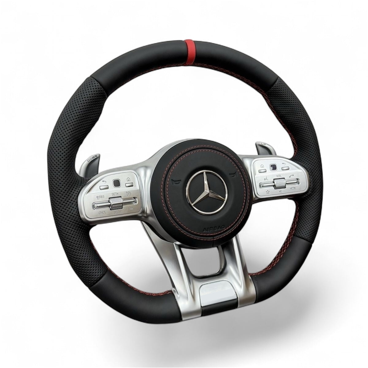 (PRENOTA) Volante per Mercedes, Etichetta Rossa, Pelle Nera, Filo Rosso, AMG