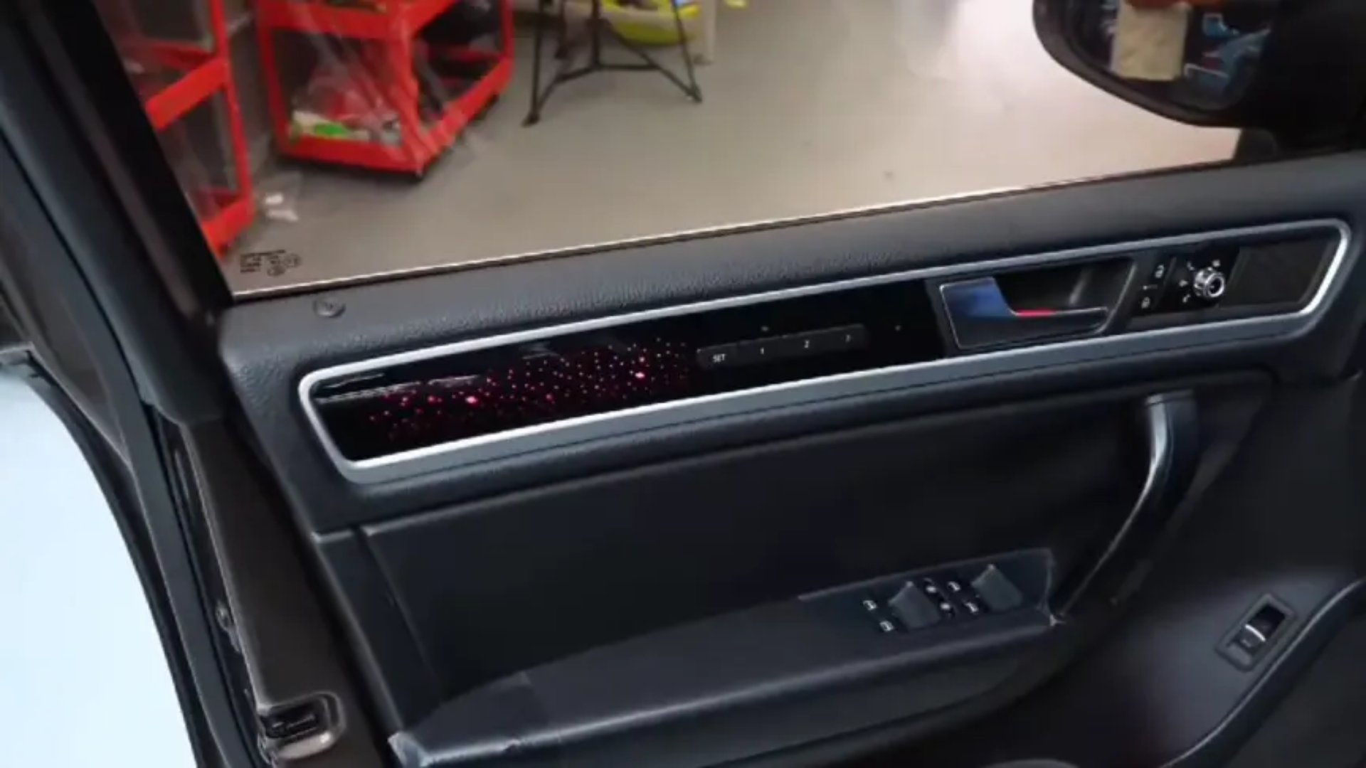 (PRENOTA) Ambient Light per Volkswagen VW Touareg (2011-2018), 256 Colori, APP