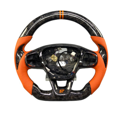 (PRENOTA) Volante Sportivo per Ford Fiesta ST Line,  Carbonio, Customizzato in Pelle (su Realizzazione)