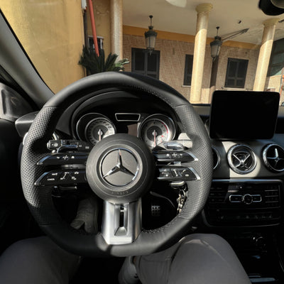 (PRENOTA) Volante per Mercedes, Nera, Linea Nera, Perforazione, AMG