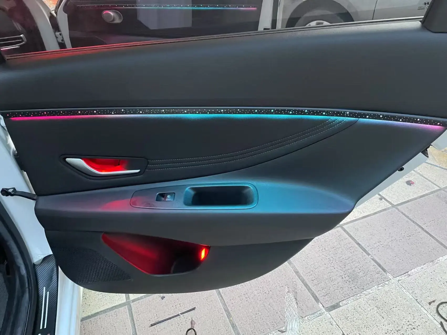 (PRENOTA) Ambient Light per BMW Serie 3 E90 (2005-2013), 256 Colori, APP
