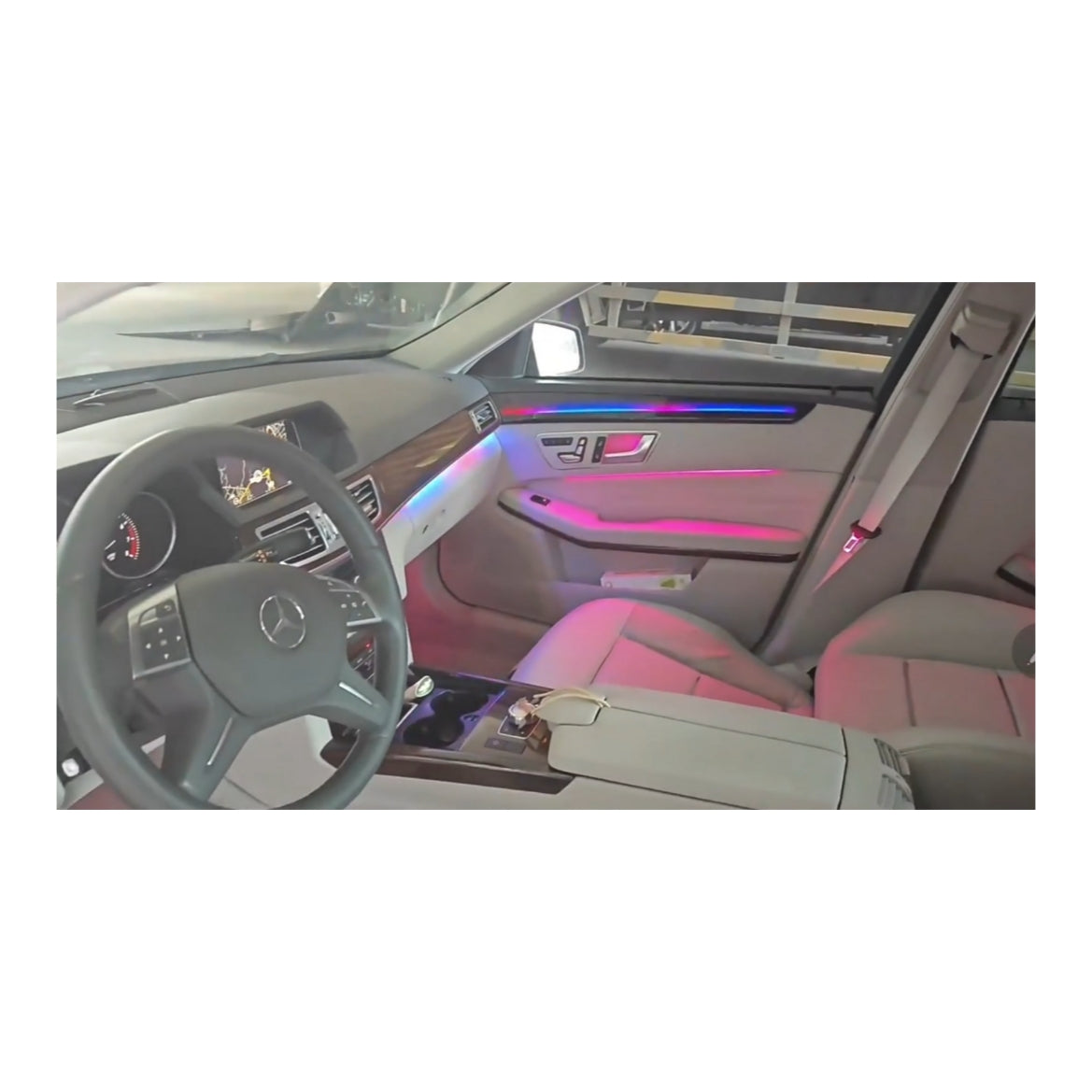 (PRENOTA) Ambient Light per Mercedes Classe E W212 (2009-2016), 256 Colori, APP