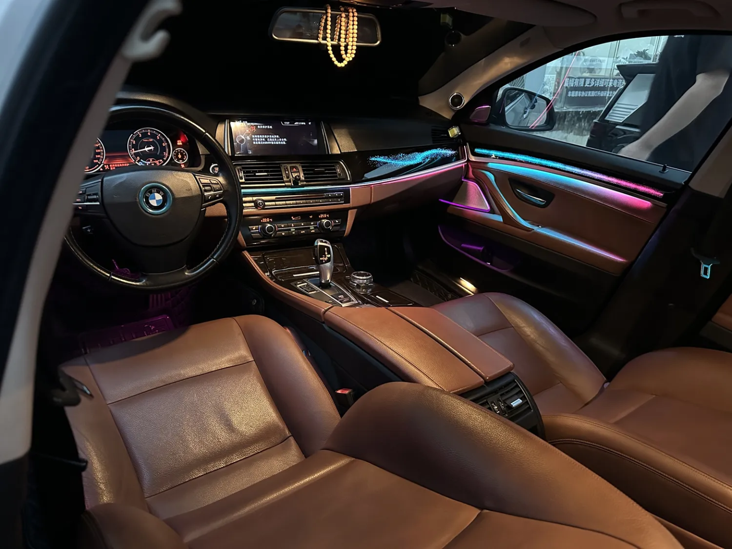 (PRENOTA) Ambient Light per BMW Serie 5 F10, F11 (2011-2017), 256 Colori, APP