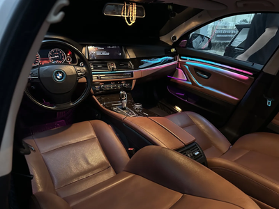 (PRENOTA) Ambient Light per BMW Serie 5 F10, F11 (2011-2017), 256 Colori, APP