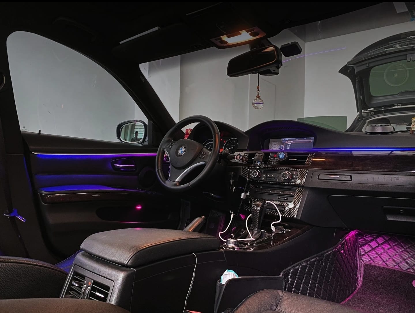 (PRENOTA) Ambient Light per BMW Serie 3 E90, E91 (2005-2013), 256 Colori, APP