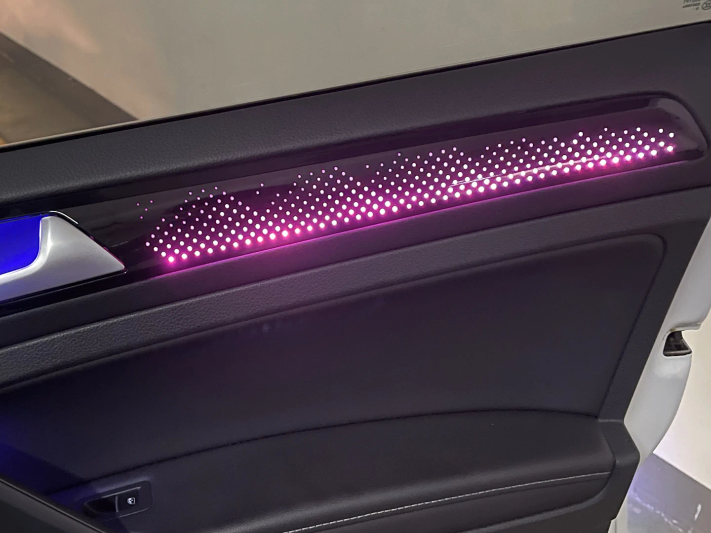 (PRENOTA) Ambient Light per Volkswagen Golf 7, 7.5 (2014-2021), 256 Colori, APP