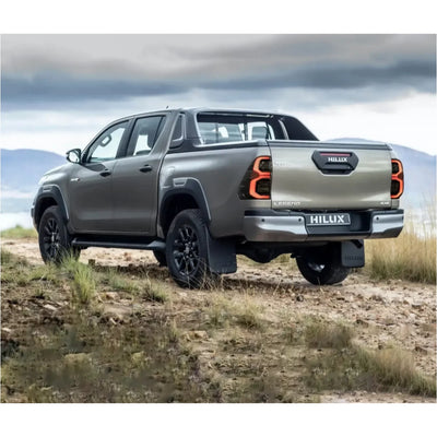 (PRENOTA) Fanali  Posteriore Completo per Toyota Hilux SR5 (2015-2020) a LED