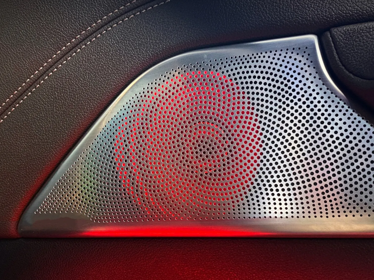 (PRENOTA) Ambient Light Tweeter per BMW Serie 5 G30 (2017-2023), 256 Colori, APP