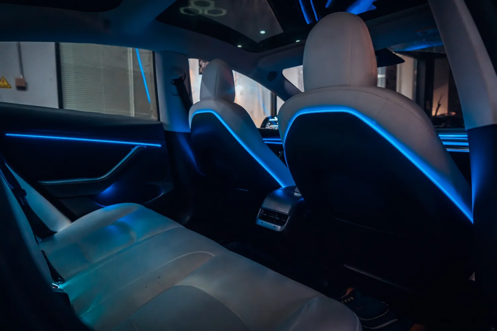 (PRENOTA) Ambient Light per Tesla Model 3/Y (2021-2023), 256 Colori, APP